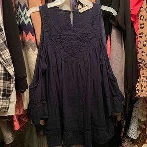 Navy blue mid sleeve blouse